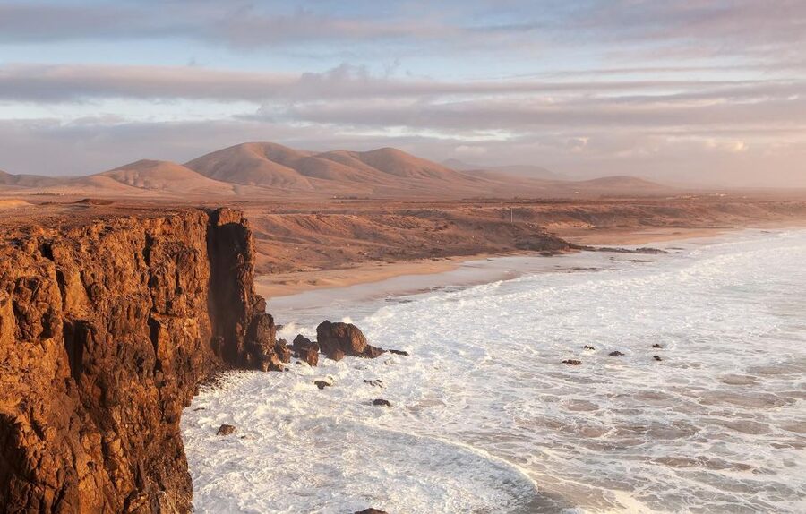 Fuerteventura: Wild North and Corralejo Tour From the South - Corralejo Dunes Photo Stop: The Warm-Up