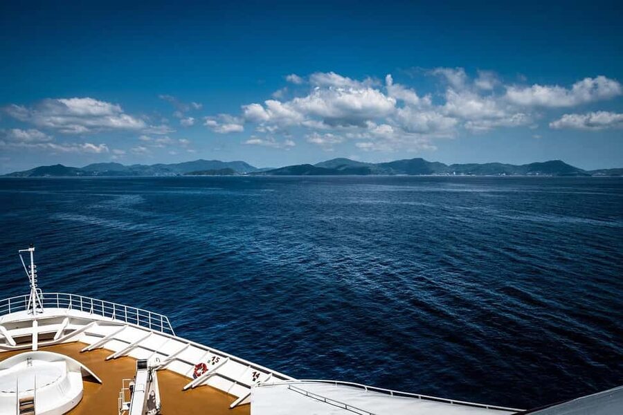 Full-Day Excursion from A Coruña to Santiago - Cruisers Only - English on the ground: why it changes the whole experience
