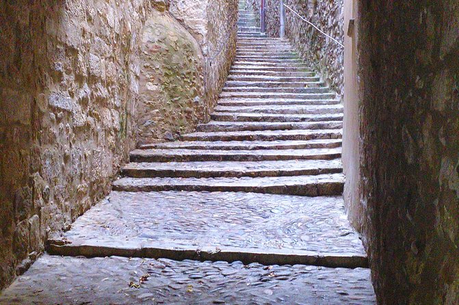 Game Of Thrones Walking Tour in Girona - Church of Sant Feliu finish, where the tour closes the loop