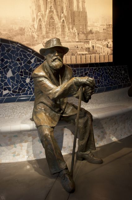 Gaudí Experiència Barcelona Admission Ticket - Who this suits best, and who should skip it