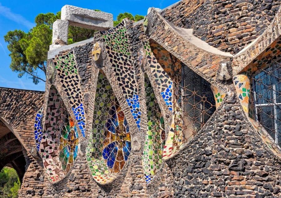 Gaudi's Crypt in Colonia Güell with Audioguide - Should you book Gaudí’s Crypt with audioguide?