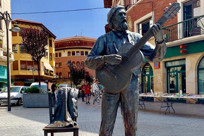 Gaztelugatxe, Mundaka and Gernika Tour from Bilbao - Gernika-Lumo: The Sites Behind Picasso’s Guernica