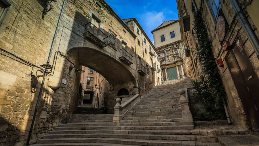 Girona and Figueres Full-Day Tour with Hotel Pick Up - Why the Guide Makes Such a Big Difference