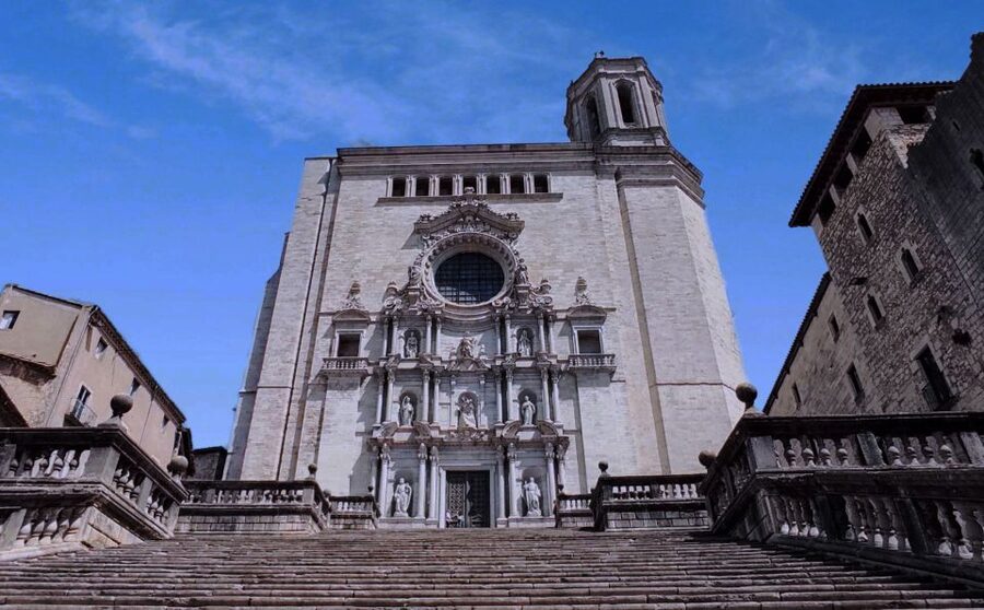 Girona: Cathedral of Girona + Art Museum + St. Felix Church - A 3-in-1 Girona pass with a clear flow