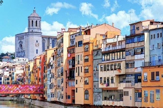 Girona & Costa Brava Small-Group Tour with Pickup from Barcelona - Girona Old Town: Onyar River Colors, Roman Walls, and El Call