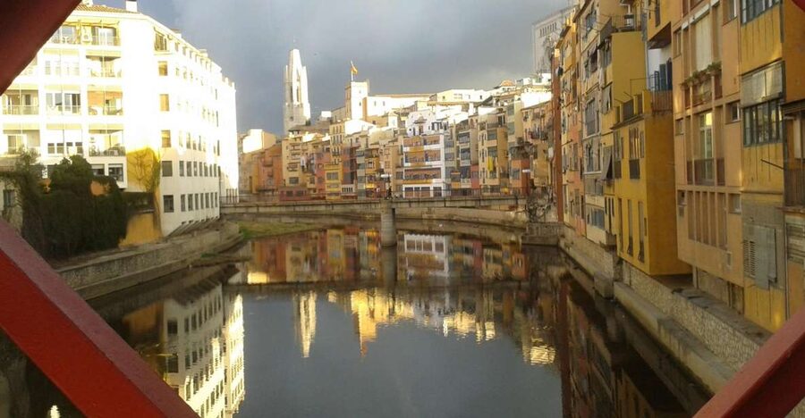 Girona: Jewish Heritage Guided City Tour and Museum Visit - Girona’s El Call feels medieval because it really is