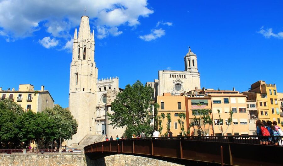 Girona: Jewish Heritage Guided City Tour and Museum Visit - The Museum of Jewish History: the stop that turns the lights on