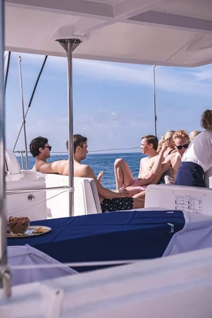 Gran Canaria: Catamaran Tour with Lunch on Pristine Beaches - Lunch in Mogán: paella on board, drinks kept flowing