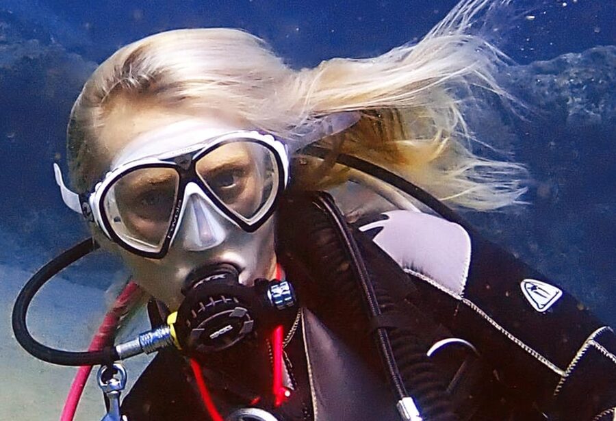 Gran Canaria:Live an Adventure and Learn to Dive with Expert - First steps underwater in Playa de Amadores