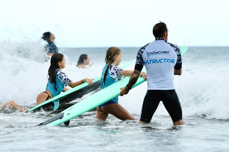 Gran Canaria Maspalomas: Surf lessons all levels - Meet South Coast Surf School: Gear, insurance, and multilingual coaching