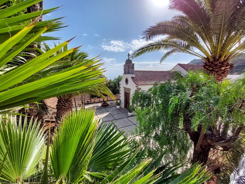 Gran Canaria: Red Gorge, Cave, Oasis Adventure Tour & Picnic - Lugar la Sorrueda viewpoint stop: southern mountain panoramas to finish strong