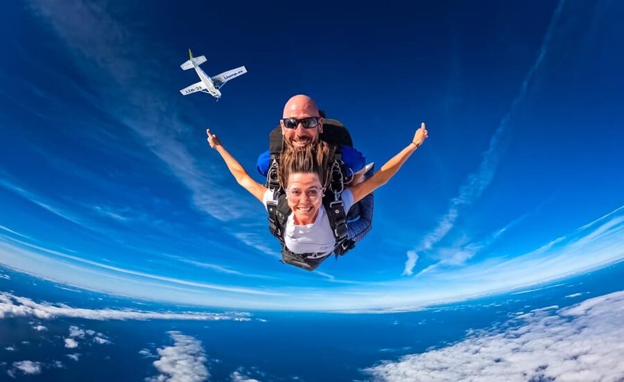 Gran Canaria : Skydiving over Maspalomas Dunes - Time on the Ground, Certificate, and Optional Video