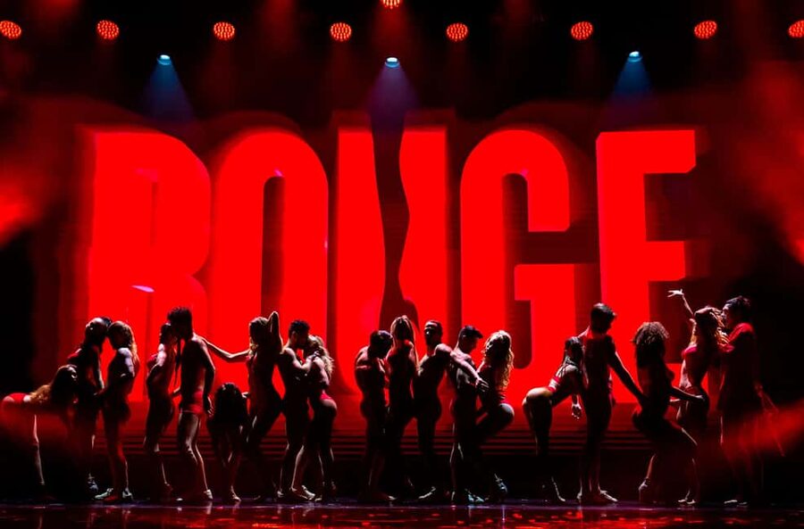 Gran Canaria: Vegas Rouge Show at Sala Scala - The main show: two hours of VEGAS ROUGE cabaret with circus, dance, and comedy