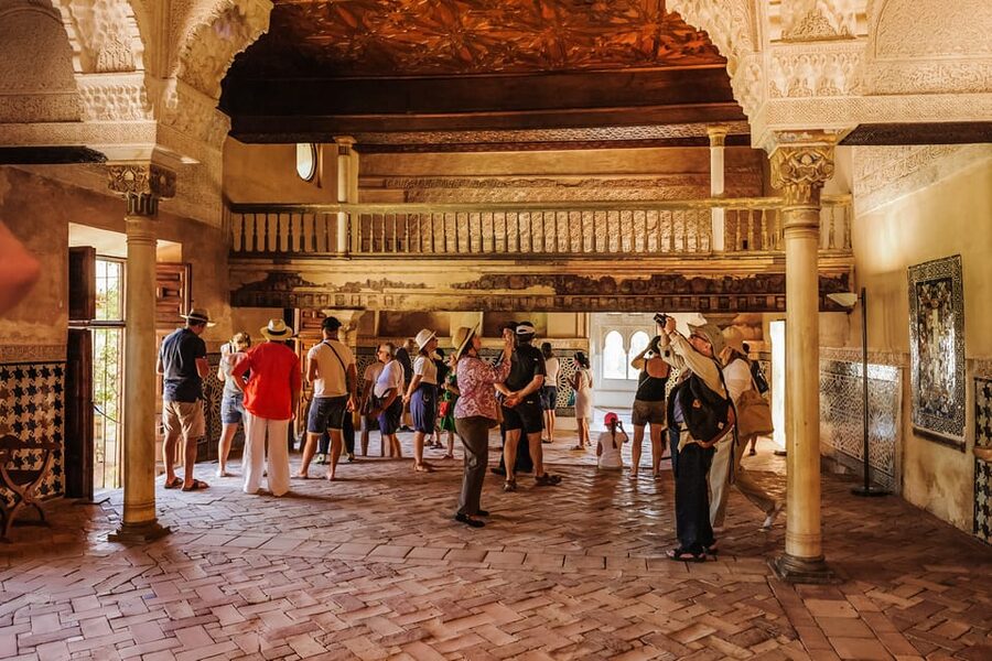 Granada: Alhambra and Nasrid Palaces Entry Ticket - Who should book this Alhambra ticket