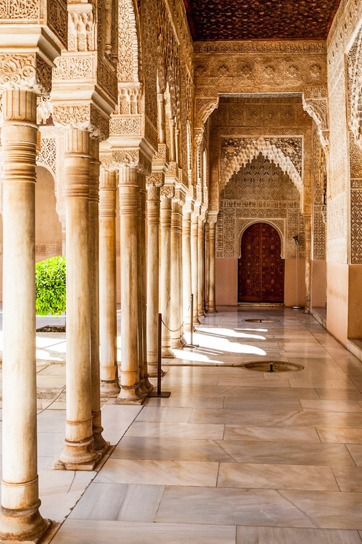 Granada: Alhambra and Nasrid Palaces Entry Ticket - Entering at the Access Pavilion and aiming for Nasrid Palaces on time