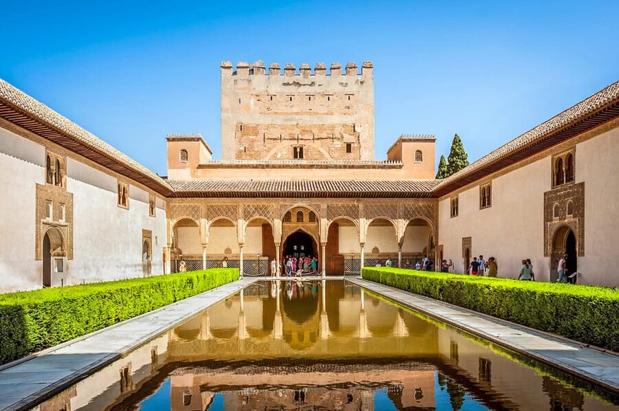 Granada: Alhambra and Nasrid Palaces Entry Ticket - Alhambra’s Alcazaba: fortress walls with big views