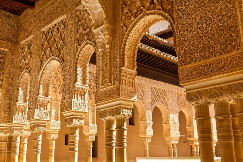 Granada: Alhambra & Gardens Tour w/Nasrid Palaces Option - Nasrid Palaces fast-track: Mexuar, Comares, and Leones