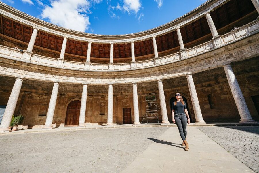 Granada: Alhambra Guided Tour with Nasrid Palaces & Gardens - Skip-the-line tickets and headphones: what you gain immediately