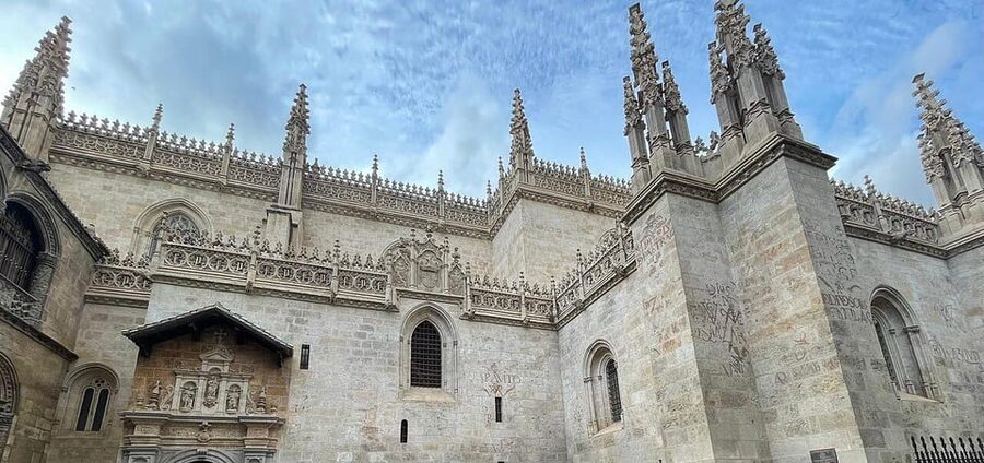Granada: Cathedral and Royal Chapel Private tour with ticket - Plaza Nueva Meeting Point and How the Start Works