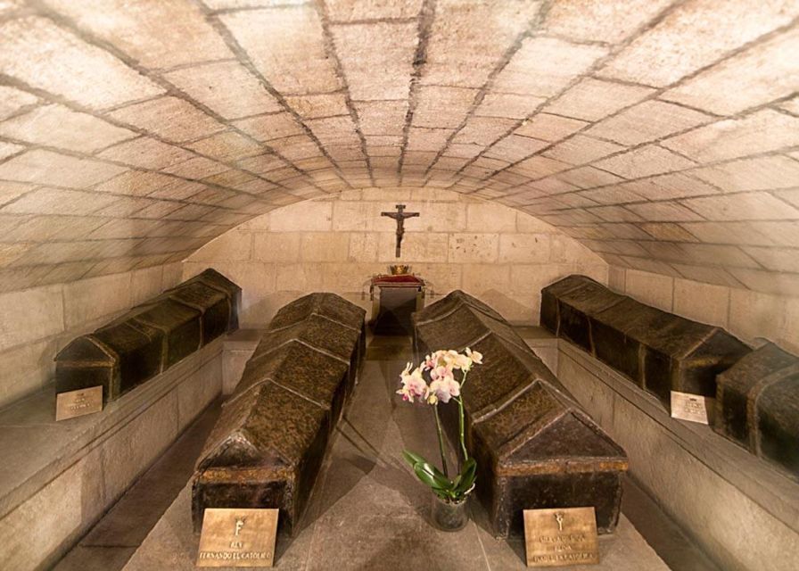 Granada: Cathedral, Royal Chapel & 5 Monuments Combo Ticket - Stop 5: Monastery of San Jerónimo, Serenity and Simple Focus