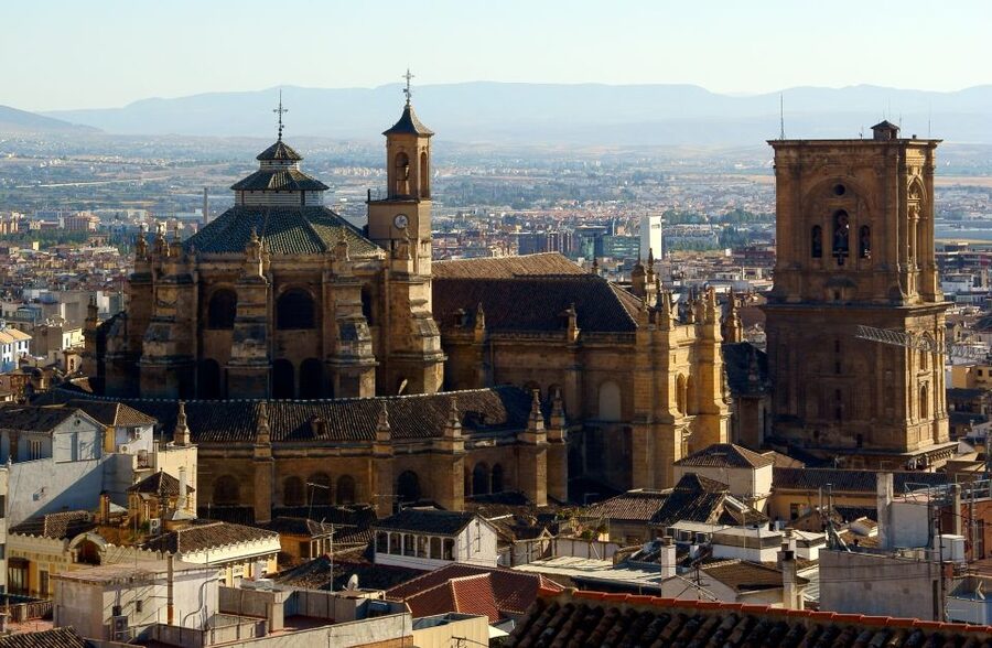Granada: Cathedral & Royal Chapel Skip the Line Tour - Why This Tour Feels Better With the Right Guide