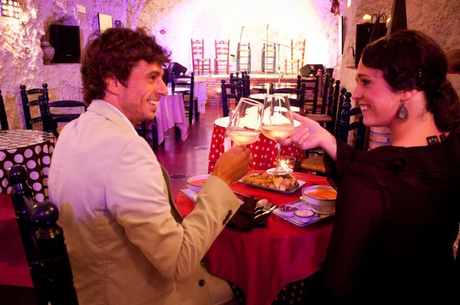 Granada: Flamenco Show at Templo del Flamenco with Drink - Key takeaways