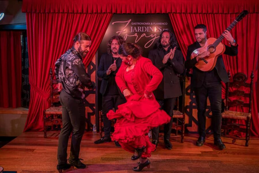 Granada: Flamenco Show in Albayzín - Jardines de Zoraya - Inside Jardines de Zoraya: why the intimate tablao matters