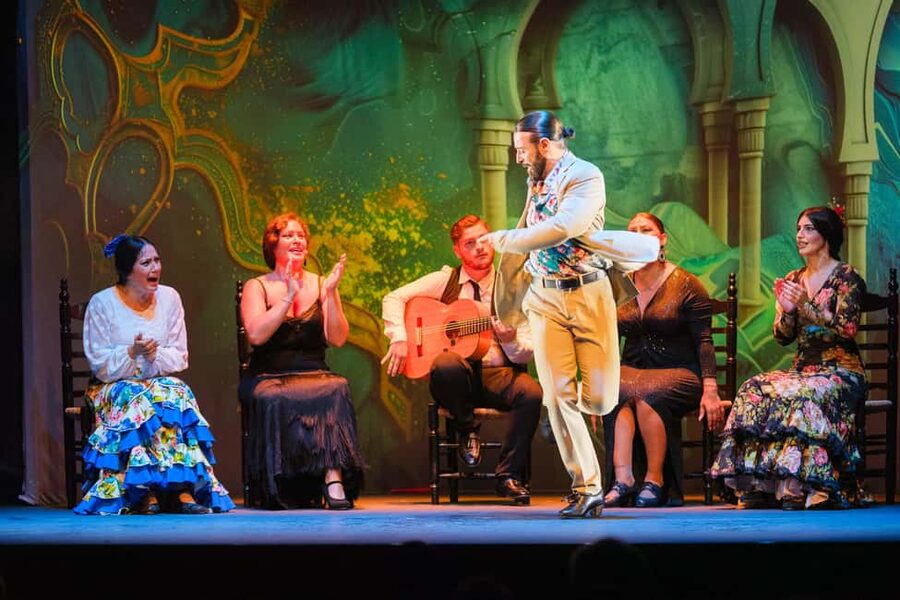 Granada: Flamenco show "Sensaciones" at the Teatro Flamenco Granada - What Sensaciones is, and how the 60-minute show plays out