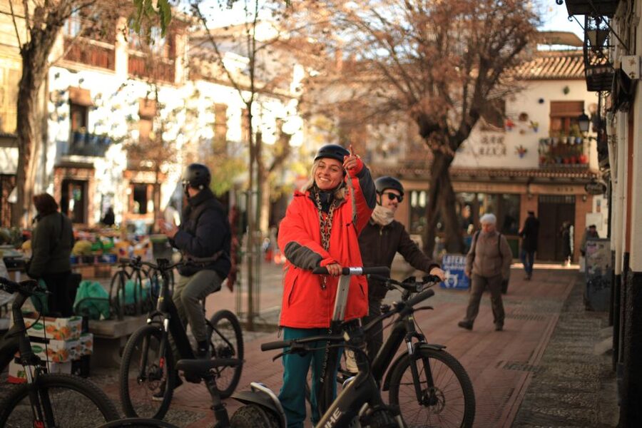Granada: Highlights & Viewpoints eBike Tour with Tapas Break - Key points before you go
