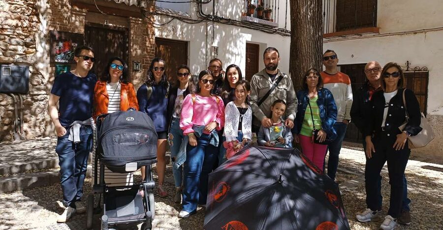 Granada: Historic Center and Lower Albaicin Walking Tour - Cathedral to Royal Courts: Madraza, Chancillería, and the 1492 Turning Point
