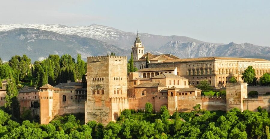 Granada: Tour of Alhambra, Generalife, and Nasrid Palaces - Alcazaba fortress walls, Torre de la Vela views, and the Albaicín first look