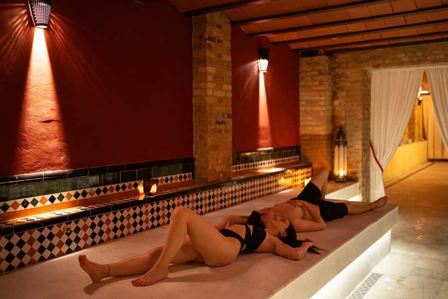 Granada: Traditional Bath in the Nasrid Palace Hammam - The 7-pool circuit: cold to hot, with built-in recovery