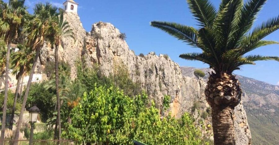 Guadalest day trip - From Albir & Benidorm - A quick stop on the way: where the museums start before Guadalest