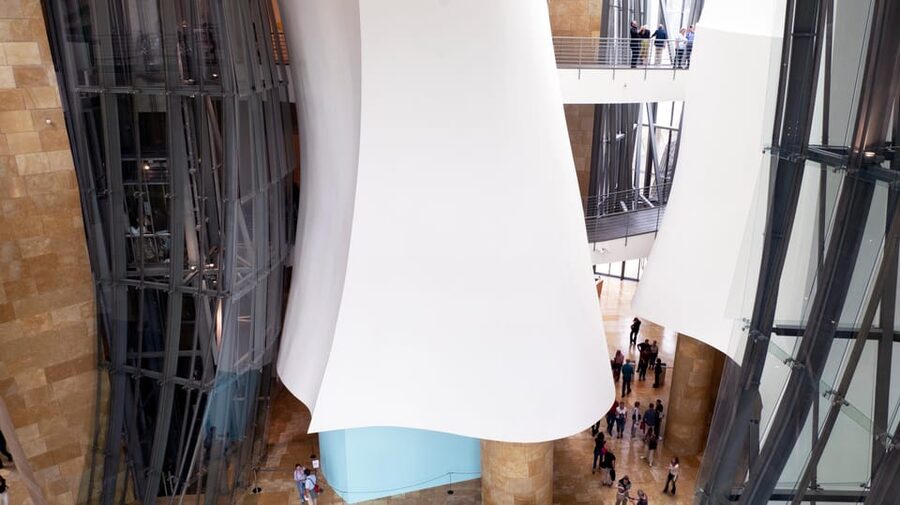 Guggenheim: Art explained by artists - Richard Serra’s Matter of Time and how your body becomes part of the view