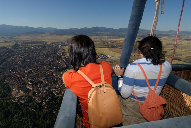 Hot-Air Balloon Ride over Segovia with Optional Transport from Madrid - Meeting point in Segovia: know where the morning ends too