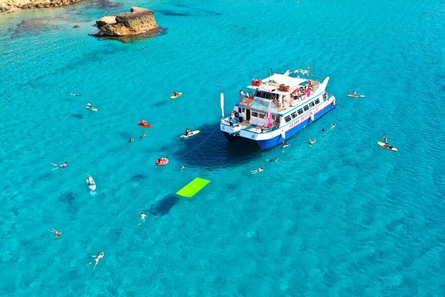 Ibiza: Beach Hopping Cruise w/ Paddleboard, Food, & Drinks - Drinks and Food, How It Works on a Boat Day