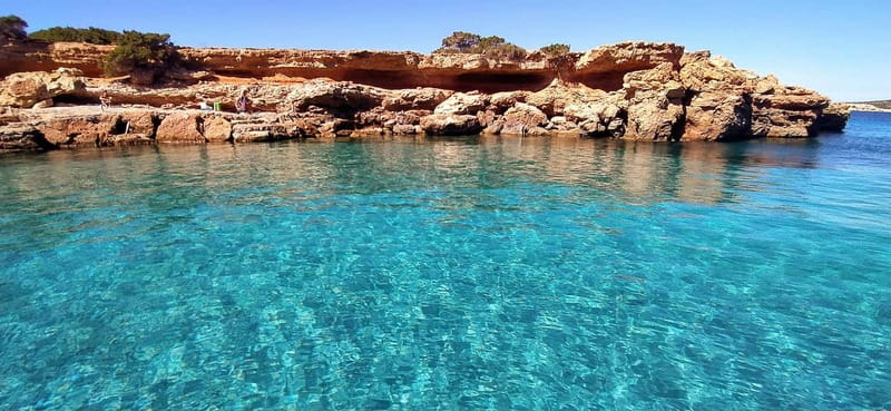 Ibiza: Snorkeling, Sunset Beach and Cave Boat Trip - Stop 2 at Cala Conta: clear water, snorkeling again, and a sunset mindset