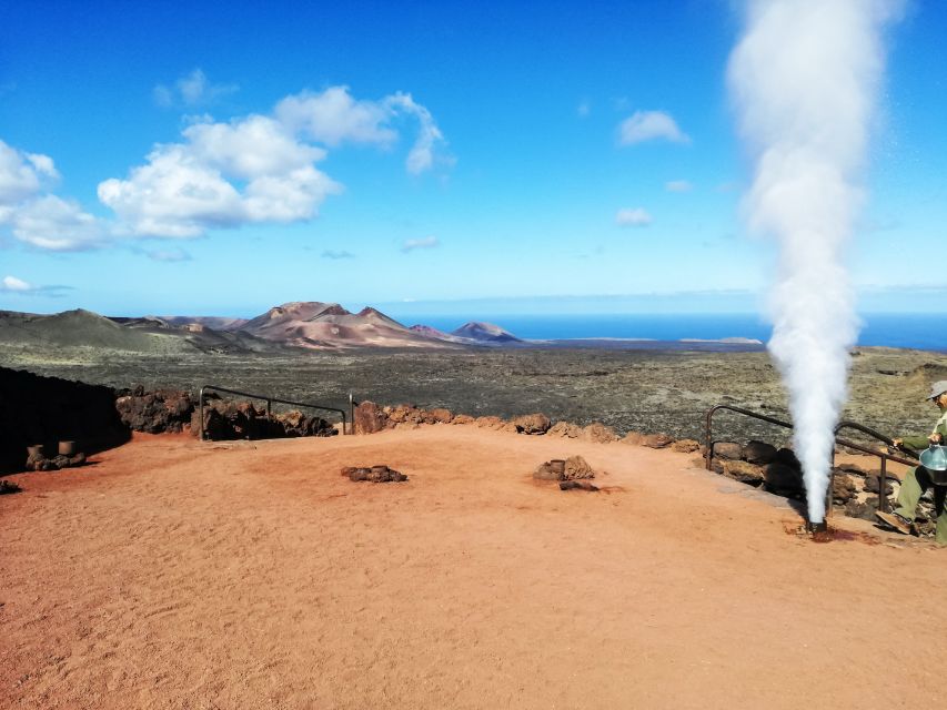 Lanzarote: Full-Day Island Highlights Tour - Lunch, wine sampling, and what to pack