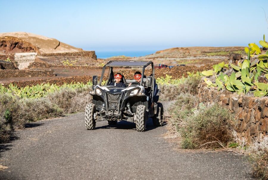 Lanzarote: Guided Off-Road Volcano Buggy Tour - Guides, group size, and why safety and fun can both matter