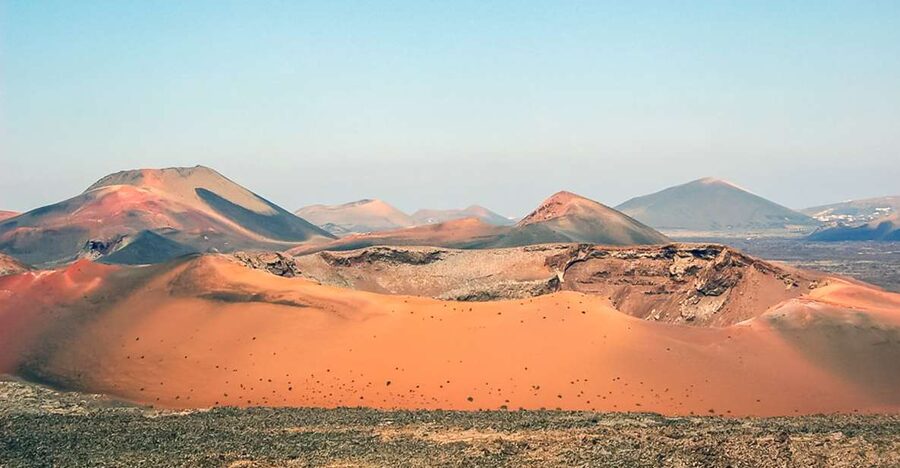 Lanzarote: Timanfaya Park and Jameos del Agua Full-Day Tour - El Golfo And Lago Verde: The Color Stop That Changes the Mood
