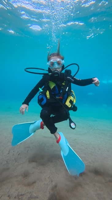 Lanzarote Your First Scuba Diving Experience - The 2-Hour Flow: From Equipment Setup to First Underwater Signals