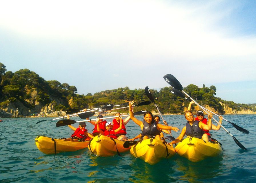 Lloret de Mar: Costa Brava Kayak Tour and Swimming - Fenals to S’Agulla paddling: easy 4 km, real coastal variety