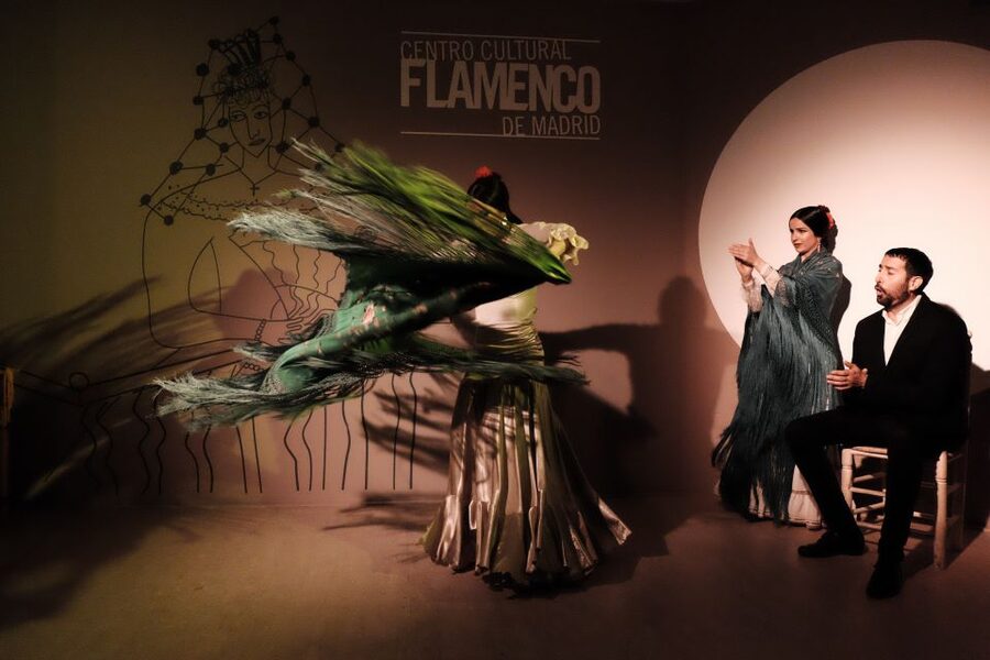 Madrid: 1-Hour Traditional Flamenco Show at Centro Cultural - Seating, Watching Style, and How to Make It Worth It