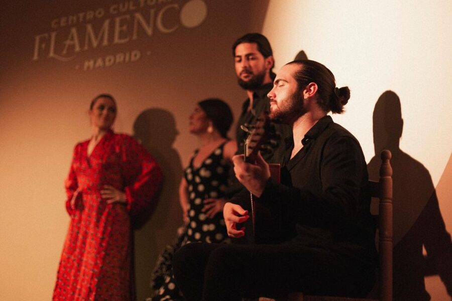 Madrid: 1-Hour Traditional Flamenco Show at Centro Cultural - Where the Show Happens in Chueca, and How to Plan Your Timing