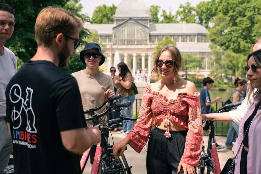 Madrid: 3 h. Guided Highlights Bike Tour with Optional Tapas - Why this Madrid highlights tour works so well