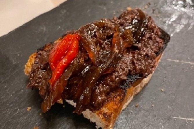 Madrid by Night Small Group Tour: Stories, Sights and Tapas Bites - Key things to know before you go