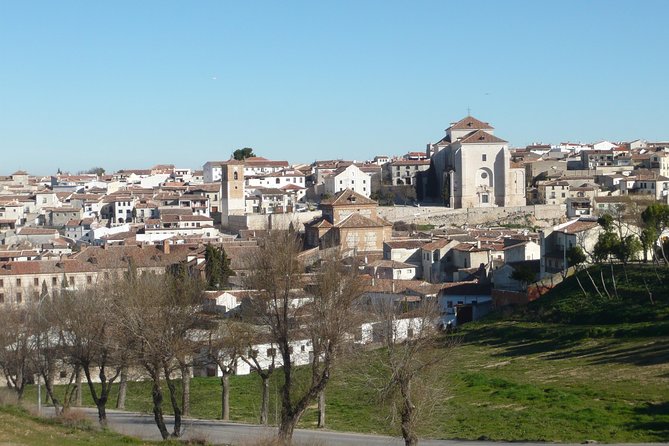 Madrid Countryside Wineries Guided Tour with Wine Tasting - The Ride Out: How Vinos de Madrid Feels Like a Time Machine