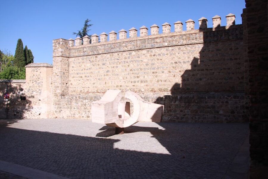 Madrid: Full-Day Guided Tour of Toledo with Cathedral Visit - Synagogue of Santa María la Blanca: walking into the Three Cultures story
