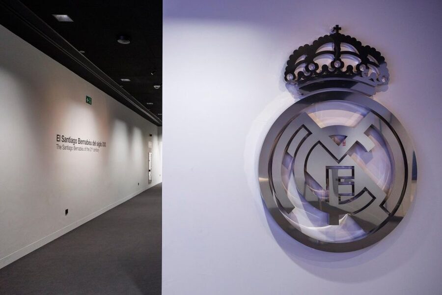 Madrid: Guided Tour of Bernabéu Stadium - From museum rooms to field-level magic: access limits you should plan for