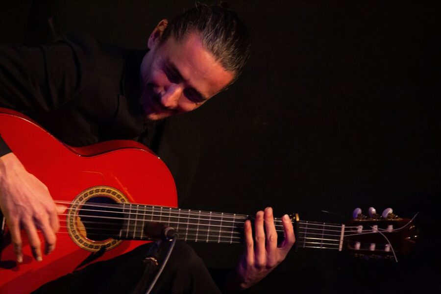 Madrid: La Cueva de Lola Flamenco Show Tickets with Drink - Price and value: why $38 with a drink can work out well